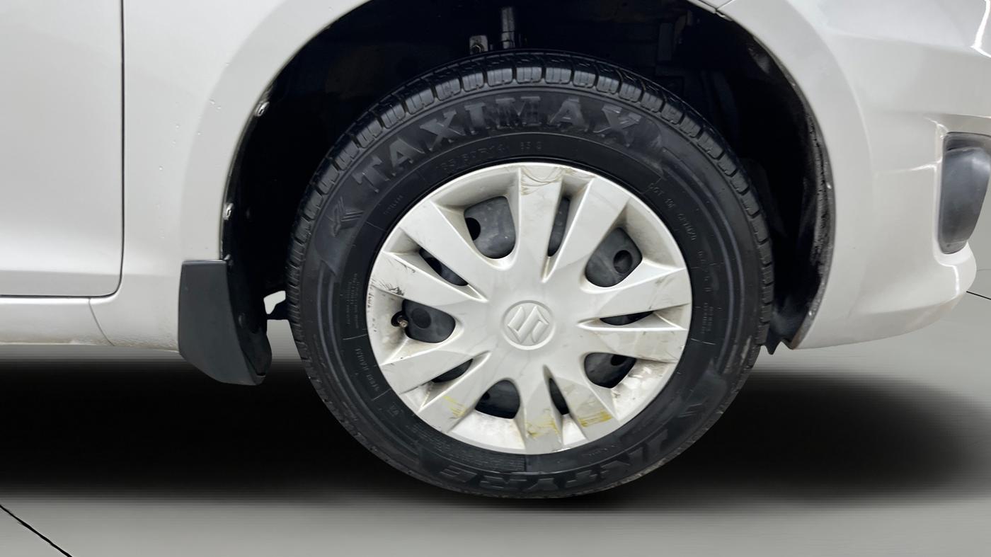 2013 Maruti Swift Dzire VXI, Petrol, Manual, 36,431 km, Right Front Wheel