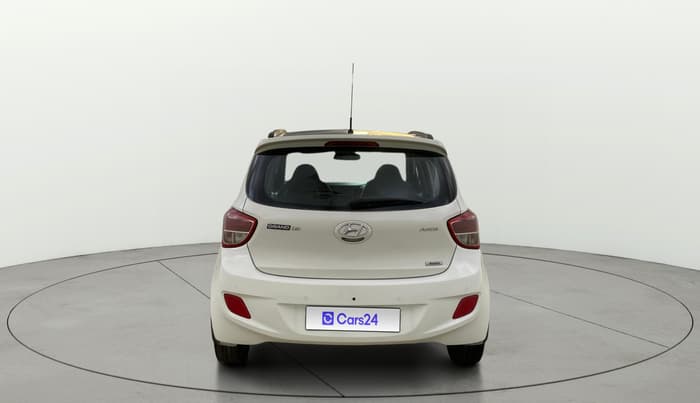 2016 Hyundai Grand i10 ASTA AT 1.2 KAPPA VTVT, Petrol, Automatic, 73,929 km, Back/Rear