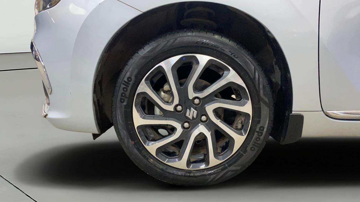 2022 Maruti Baleno ALPHA PETROL 1.2, Petrol, Manual, 36,878 km, Left Front Wheel
