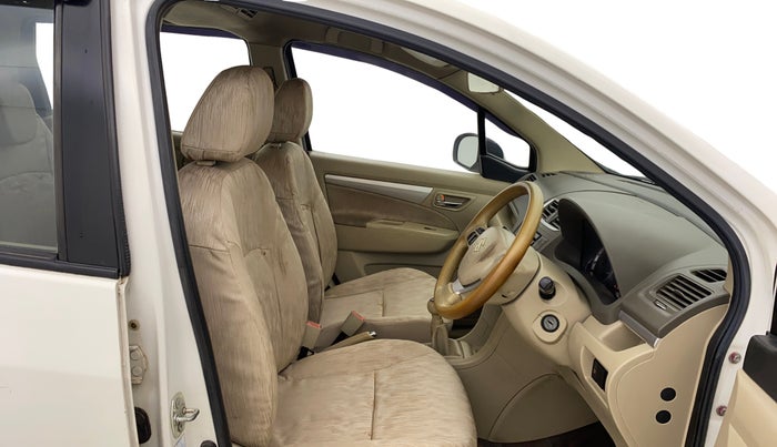 2012 Maruti Ertiga ZXI, Petrol, Manual, 1,35,791 km, Right Side Front Door Cabin