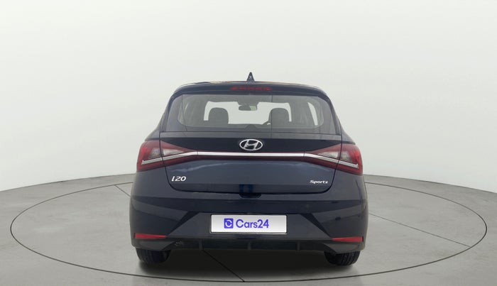 2022 Hyundai NEW I20 SPORTZ 1.2 MT, Petrol, Manual, 29,005 km, Back/Rear