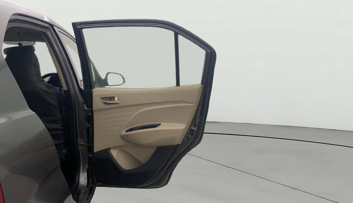 2019 Hyundai NEW SANTRO SPORTZ CNG, CNG, Manual, 97,340 km, RHS Rear Door