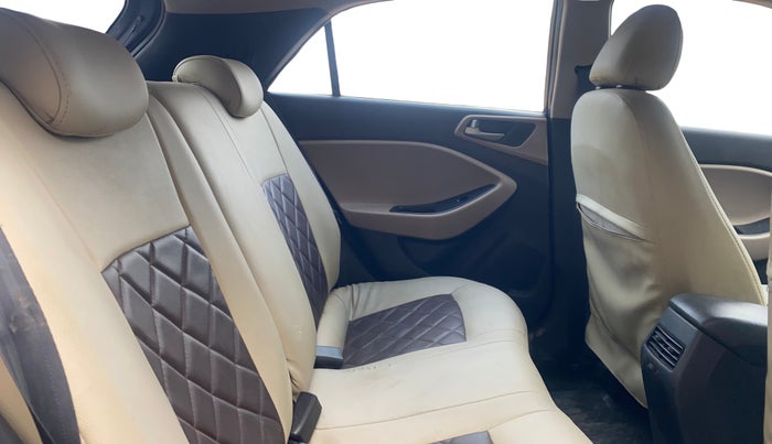 2015 Hyundai Elite i20 ASTA 1.2, Petrol, Manual, 50,814 km, Right Side Rear Door Cabin