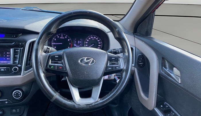 2015 Hyundai Creta S 1.6 PETROL, Petrol, Manual, 1,25,511 km, Steering Wheel Close Up