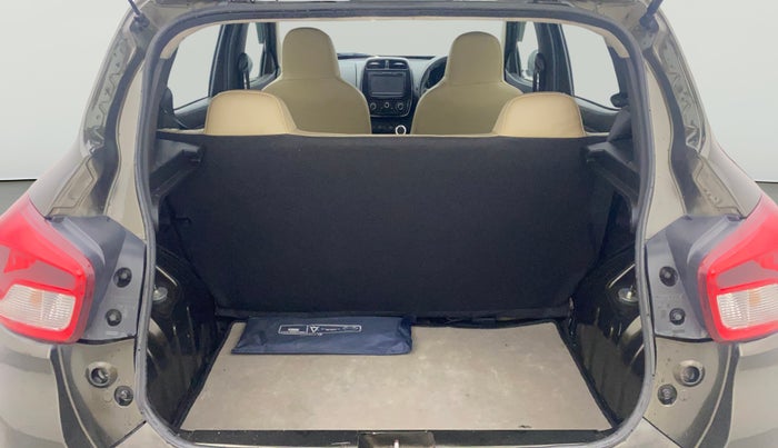 2017 Renault Kwid RXT 1.0 AMT, Petrol, Automatic, 29,536 km, Boot Open Zoomed View