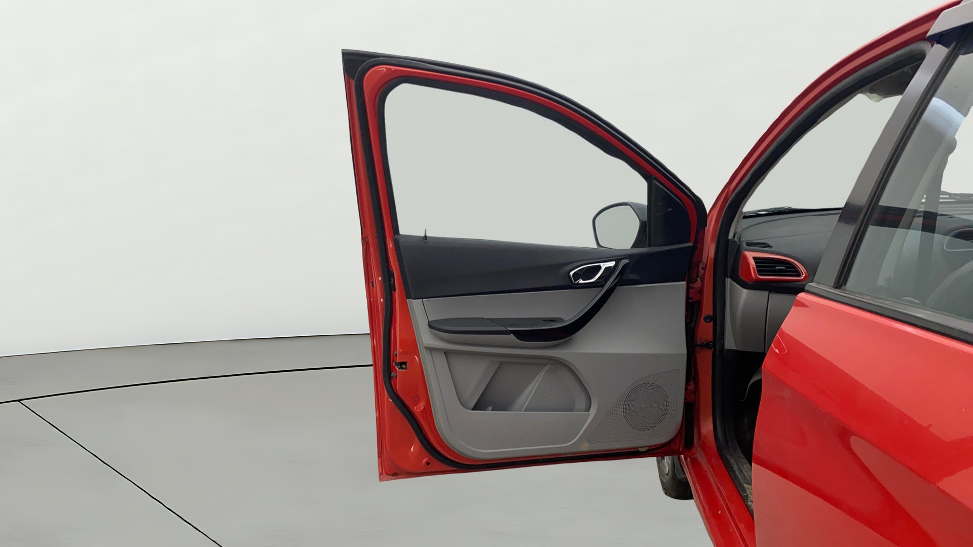 camera-LHS-Front-Door