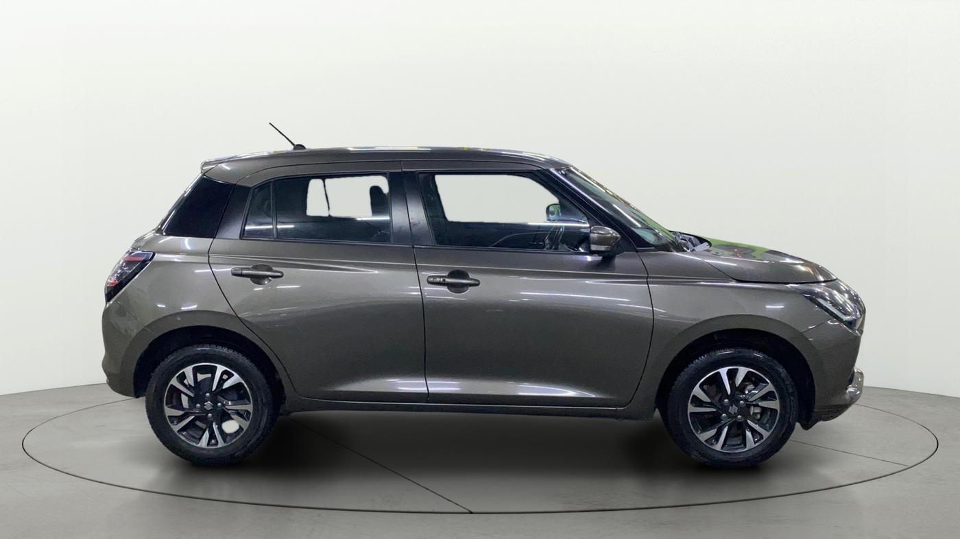 2024 Maruti Swift ZXI PLUS, Petrol, Manual, 26,543 km, Right Side View