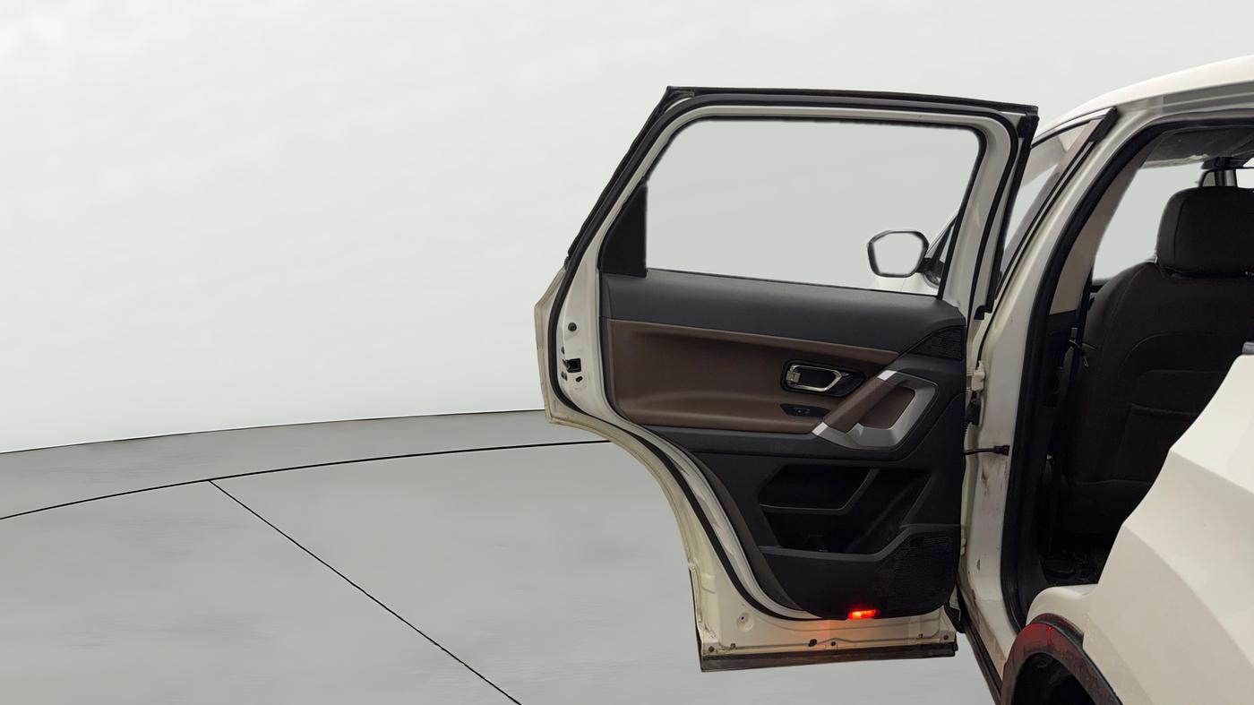 2022 Tata Harrier XZA PLUS 2.0L, Diesel, Automatic, 75,000 km, LHS Rear Door