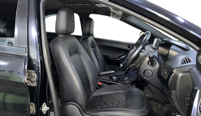 2022 Tata NEXON XZ PLUS (O) DIESEL DARK EDITION, Diesel, Manual, 61,670 km, Right Side Front Door Cabin