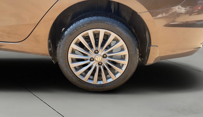2015 Maruti Ciaz ZDI+ SHVS, Diesel, Manual, 64,541 km, Left Rear Wheel