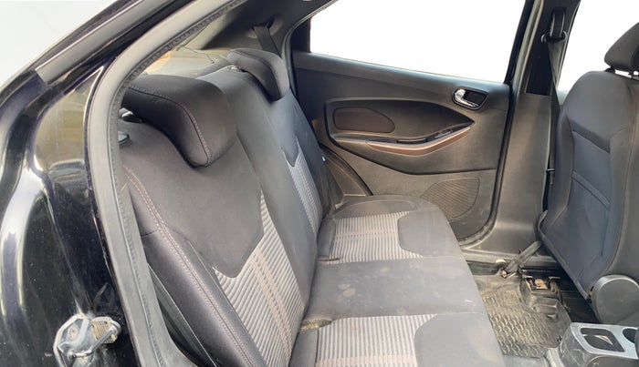 2019 Ford FREESTYLE TITANIUM 1.2 PETROL, Petrol, Manual, 77,058 km, Right Side Rear Door Cabin