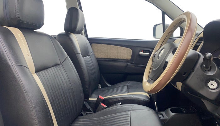 2017 Maruti Wagon R 1.0 VXI+ AMT, Petrol, Automatic, 26,664 km, Right Side Front Door Cabin