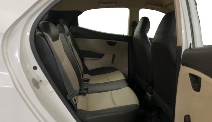 2015 Hyundai Eon ERA +, Petrol, Manual, 59,076 km, Right Side Rear Door Cabin