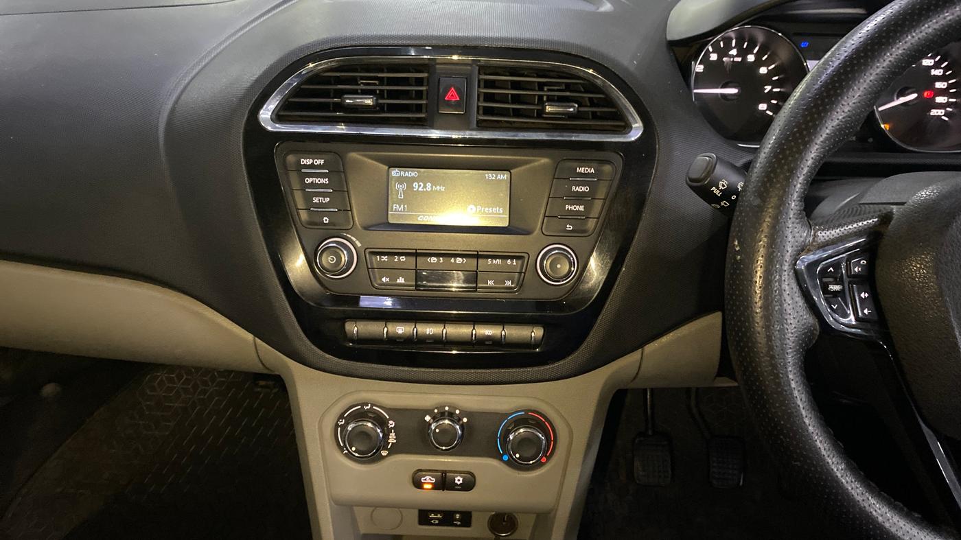 2019 Tata Tiago XZ PETROL, Petrol, Manual, 45,295 km, Air Conditioner