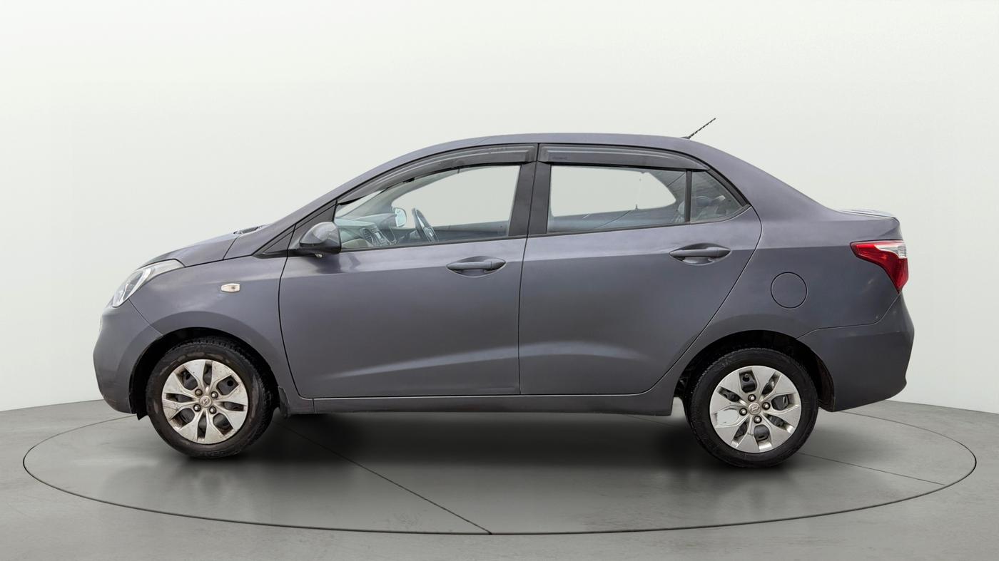 2018 Hyundai Xcent E+, CNG, Manual, 72,436 km, Left Side
