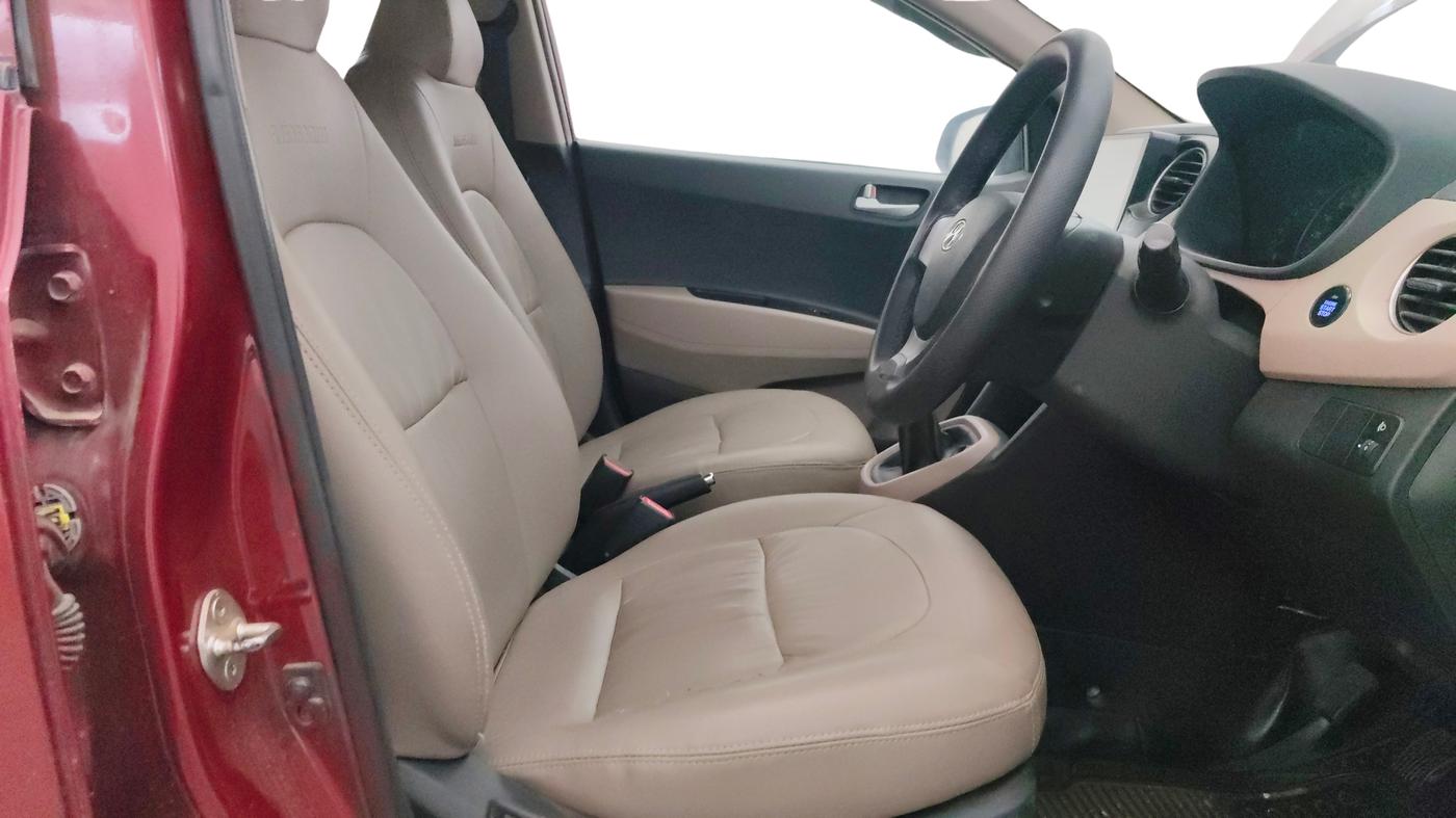 2013 Hyundai Grand i10 SPORTZ 1.2 KAPPA VTVT, Petrol, Manual, 1,17,049 km, Right Side Front Door Cabin