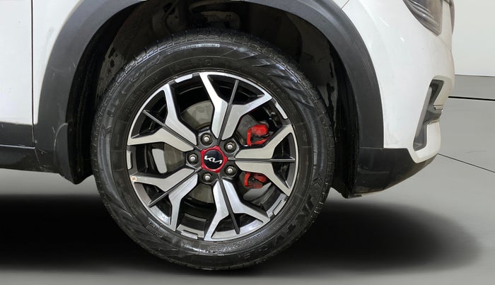 2022 KIA SELTOS GTX PLUS DCT 1.4 PETROL, Petrol, Automatic, 40,060 km, Right Front Wheel