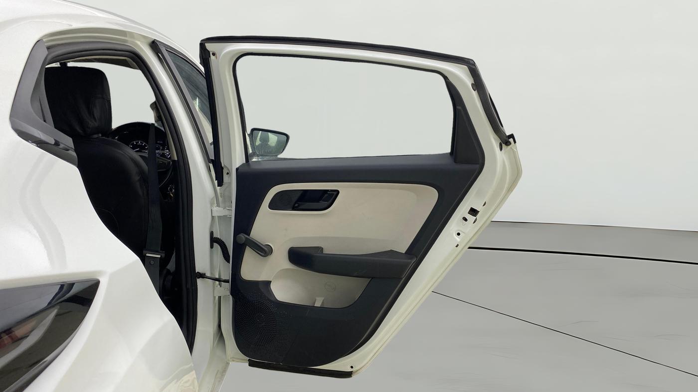 2021 Tata ALTROZ XE PETROL, Petrol, Manual, 71,901 km, RHS Rear Door