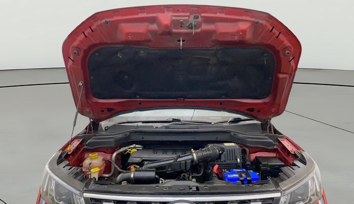 2019 Mahindra XUV300 W8 1.2 PETROL, Petrol, Manual, 83,696 km, Open Bonet