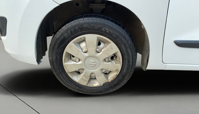 2014 Maruti Wagon R 1.0 LXI, Petrol, Manual, 43,819 km, Left Front Wheel