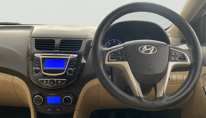 2013 Hyundai Verna FLUIDIC 1.6 CRDI SX, Diesel, Manual, 96,358 km, Steering Wheel Close Up