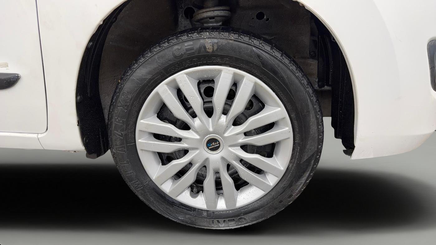 2017 Maruti Wagon R 1.0 VXI, Petrol, Manual, 79,936 km, Right Front Wheel