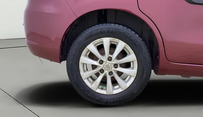2013 Maruti Ertiga ZXI, Petrol, Manual, 73,710 km, Right Rear Wheel