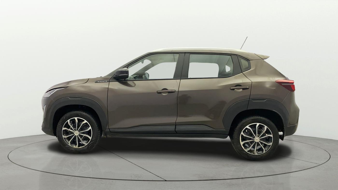 2021 Nissan MAGNITE XL, Petrol, Manual, 64,448 km, Left Side
