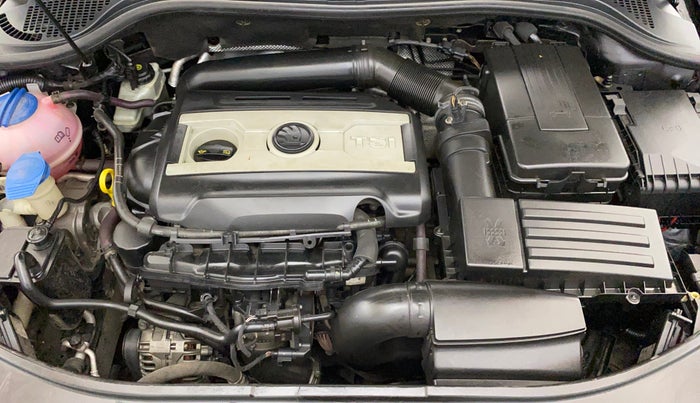2015 Skoda Superb ELEGANCE 1.8 TSI AT, Petrol, Automatic, 71,139 km, Engine View