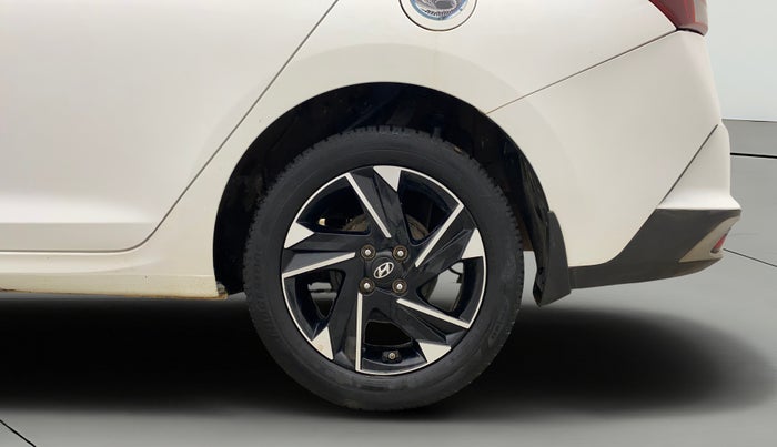 2022 Hyundai Verna SX (O)1.5 MPi, Petrol, Manual, 41,963 km, Left Rear Wheel