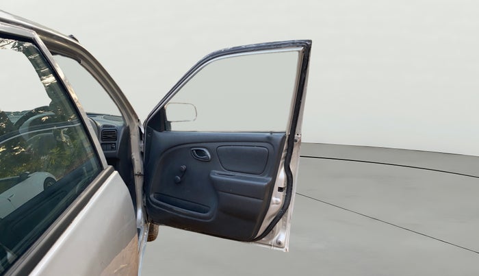 2012 Maruti Alto LXI, Petrol, Manual, 58,486 km, RHS Front Door