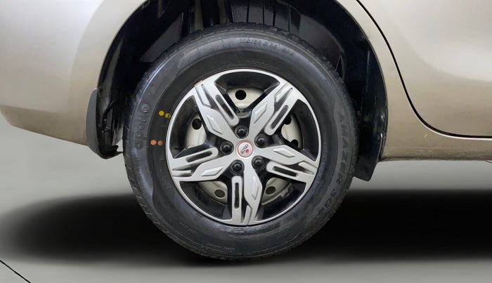2019 Maruti Dzire LXI, Petrol, Manual, 52,179 km, Right Rear Wheel