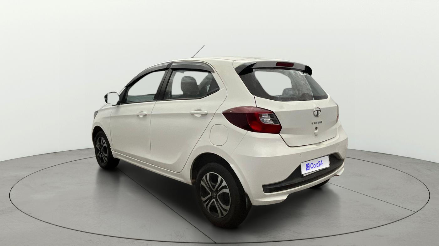 2022 Tata Tiago XT PETROL, Petrol, Manual, 31,544 km, Left Back Diagonal