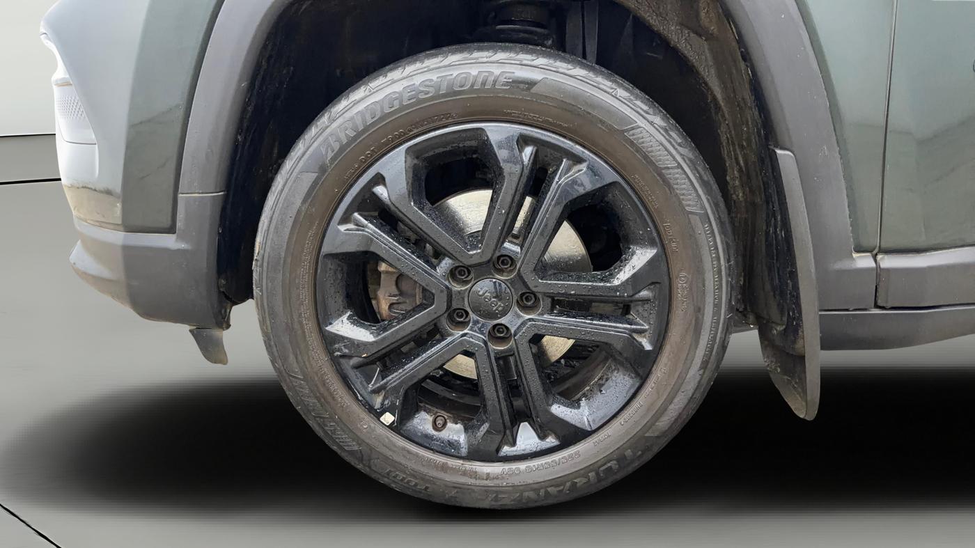 2022 Jeep Compass NIGHT EAGLE (O) 1.4 PETROL DCT, Petrol, Automatic, 17,871 km, Left Front Wheel