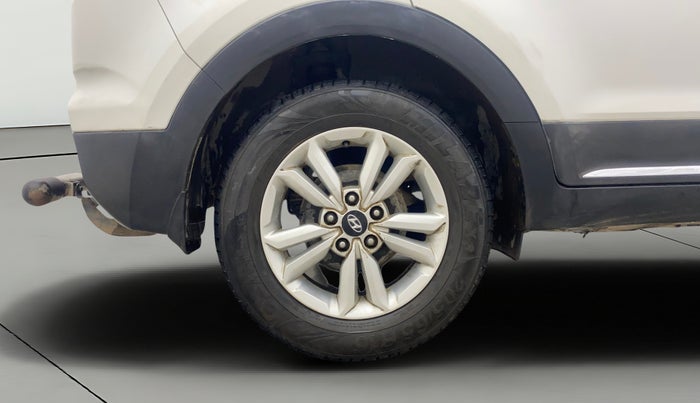 2017 Hyundai Creta SX PLUS 1.6 PETROL, Petrol, Manual, 93,076 km, Right Rear Wheel