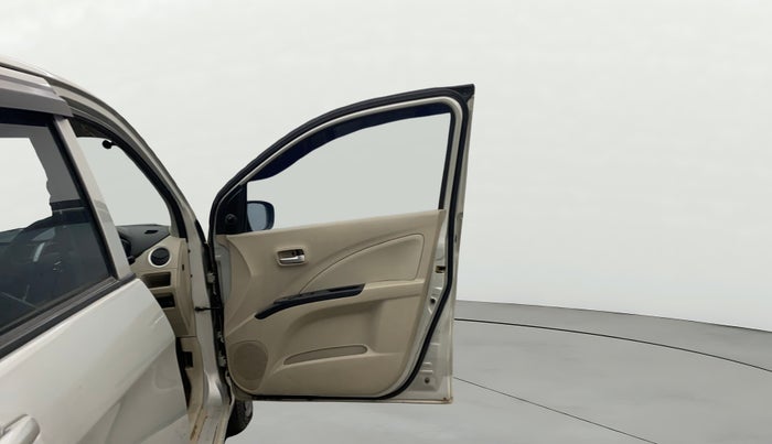 2019 Maruti Celerio VXI (O) CNG, CNG, Manual, 1,01,425 km, RHS Front Door