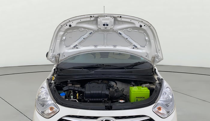 2015 Hyundai i10 MAGNA 1.1, Petrol, Manual, 32,420 km, Open Bonet