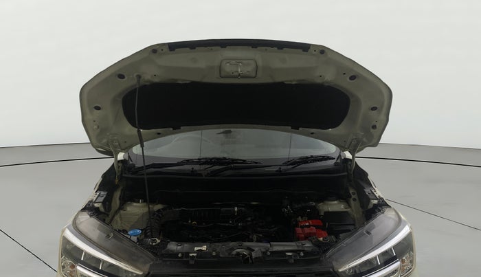 2019 Maruti XL6 ALPHA AT, Petrol, Automatic, 76,744 km, Open Bonet