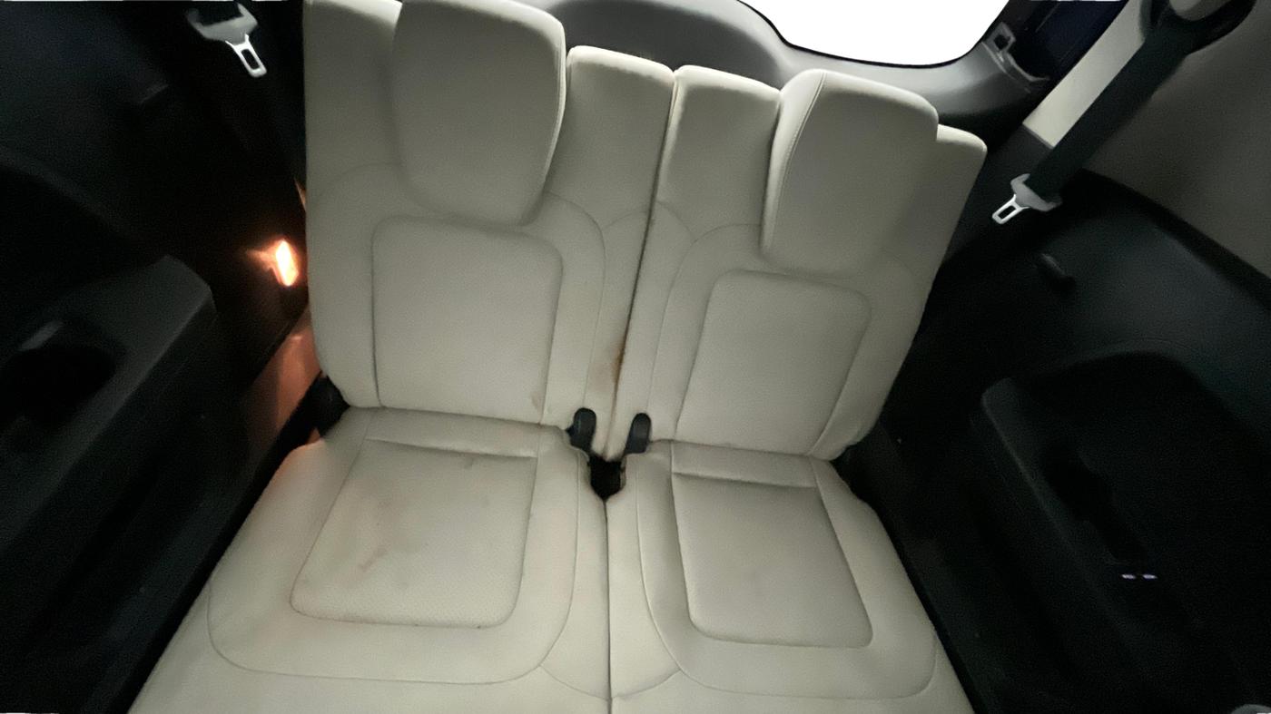 2021 Tata Safari XZ PLUS, Diesel, Manual, 48,837 km, Third Seat Row ( optional )