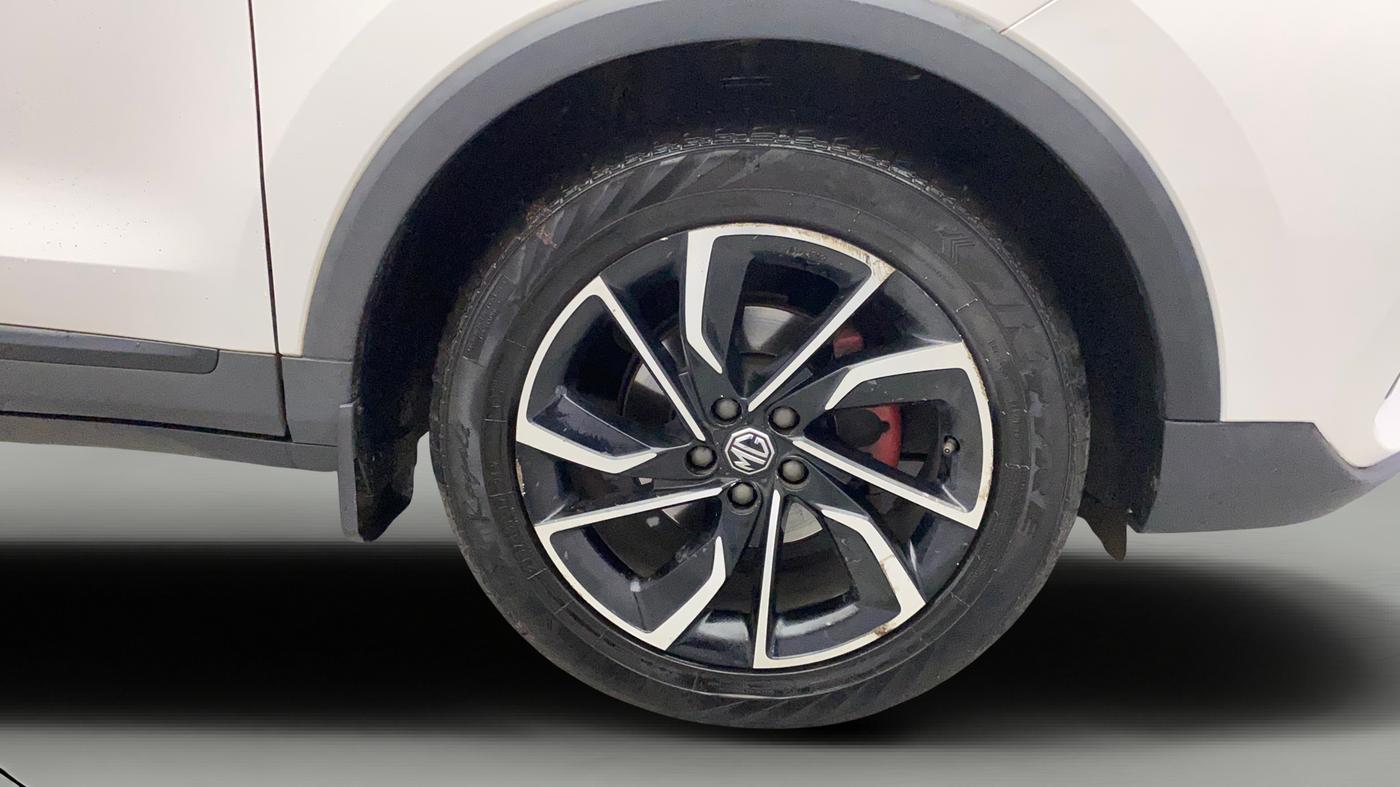 2021 MG ASTOR SAVVY 1.3 TURBO AT S RED, Petrol, Automatic, 75,565 km, Right Front Wheel
