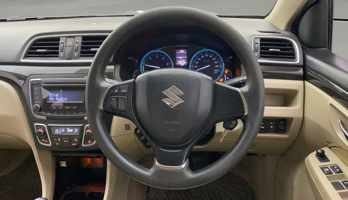 2016 Maruti Ciaz VDI+ SHVS, Diesel, Manual, 92,613 km, Steering Wheel Close Up