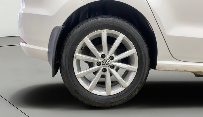 2018 Volkswagen Ameo HIGHLINE1.5L, Diesel, Manual, 1,10,709 km, Right Rear Wheel