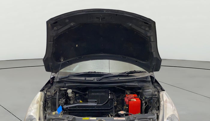 2016 Maruti Swift LXI (O), Petrol, Manual, 88,298 km, Open Bonet