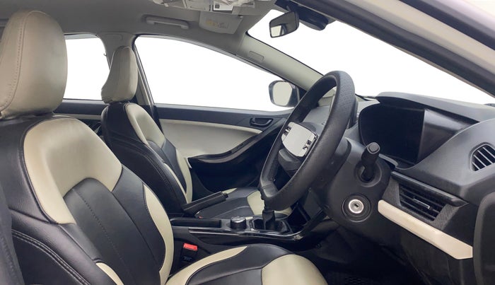 2024 Tata NEXON PURE 1.2 PETROL, Petrol, Manual, 39,150 km, Right Side Front Door Cabin