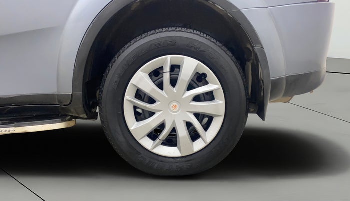 2016 Mahindra XUV500 W6, Diesel, Manual, 84,507 km, Left Rear Wheel