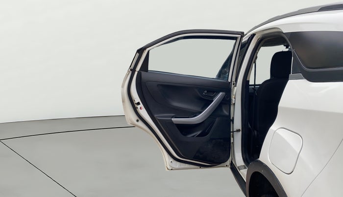 2022 Tata NEXON XM PETROL, Petrol, Manual, 67,121 km, LHS Rear Door