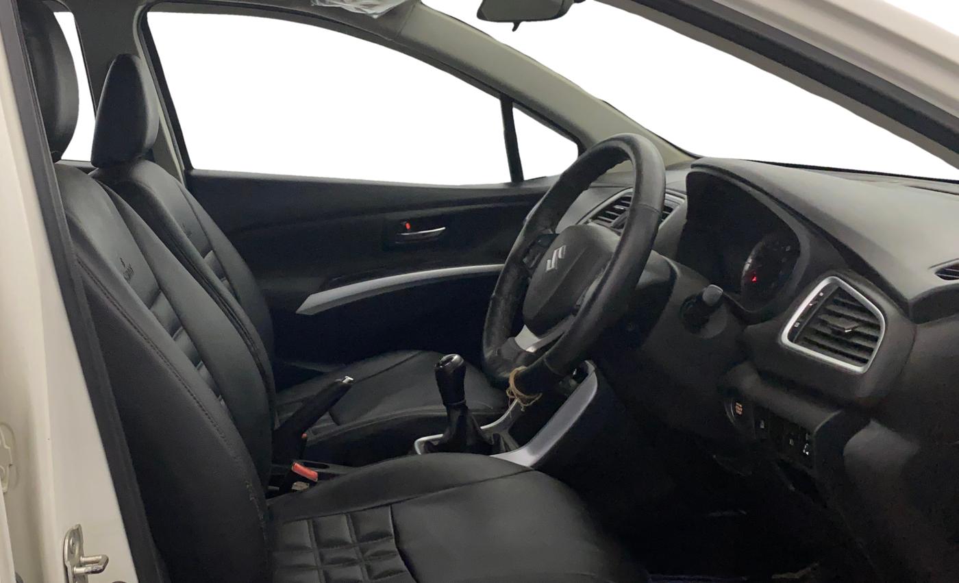 2021 Maruti S Cross ZETA 1.5, Petrol, Manual, 52,559 km, Right Side Front Door Cabin