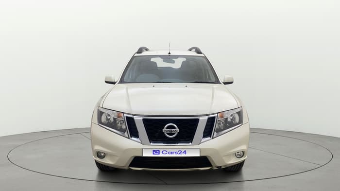 2015 Nissan Terrano XL (D), Diesel, Manual, 1,26,552 km, Front