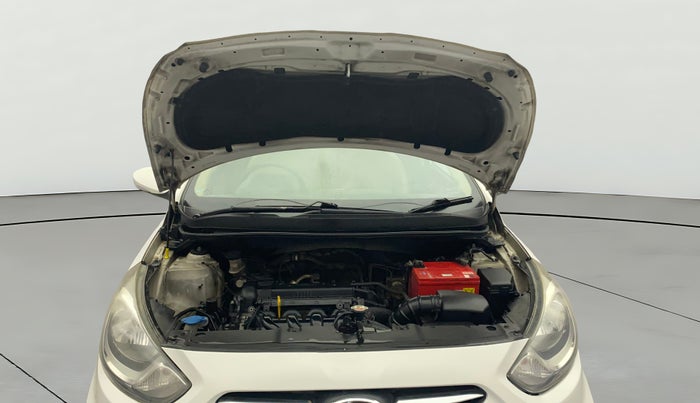 2014 Hyundai Verna FLUIDIC 1.6 VTVT EX, Petrol, Manual, 1,05,898 km, Open Bonet