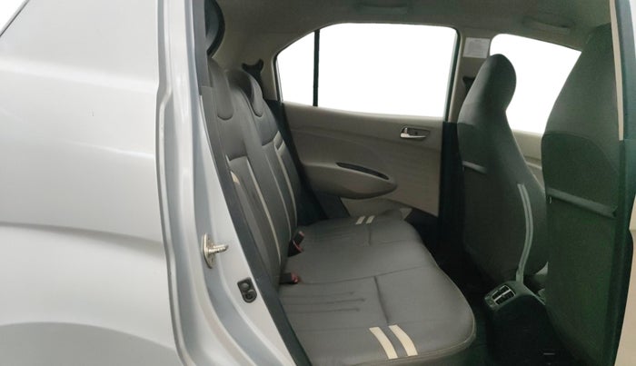 2019 Hyundai NEW SANTRO SPORTZ CNG, CNG, Manual, 50,094 km, Right Side Rear Door Cabin